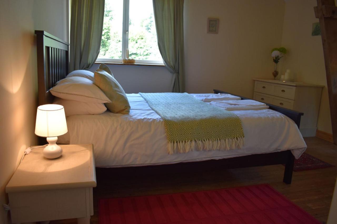 Gites In Le Neufbourg -Mortain Dış mekan fotoğraf
