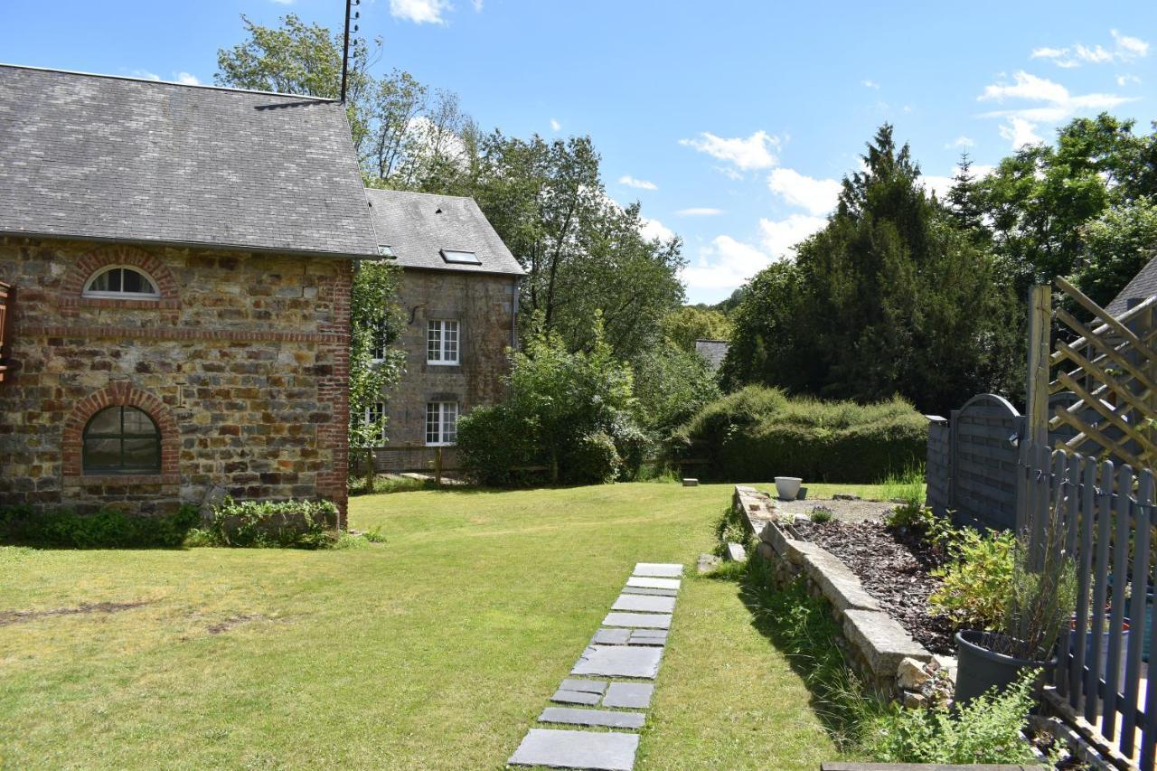 Gites In Le Neufbourg -Mortain Dış mekan fotoğraf